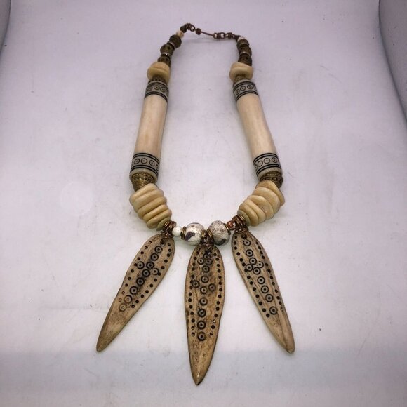 Dramatic Ethiopian Bone Amulets Talismans Bone Wooden Beads Ethnic Necklace - Picture 2 of 8